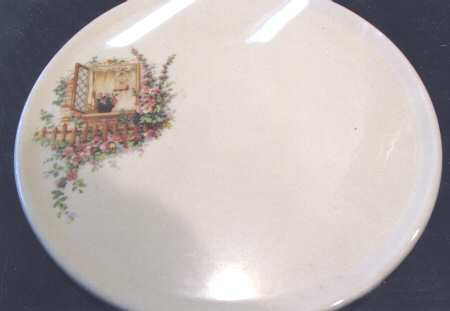 Open Window Cake Plate