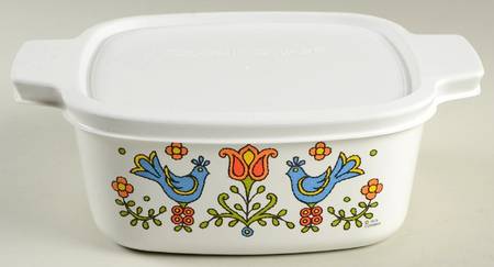 Country Festival 1.5 Quart Square Casserole with Lid