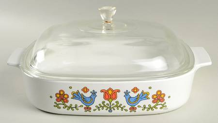 Country Festival 2.5 Quart Square Casserole with Lid