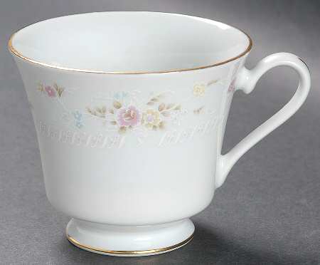 CCN6 Footed Cup