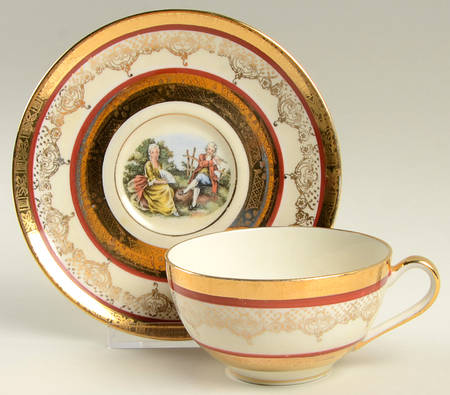 Flat Cup & Saucer Set