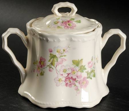 CRO133 Sugar Bowl & Lid