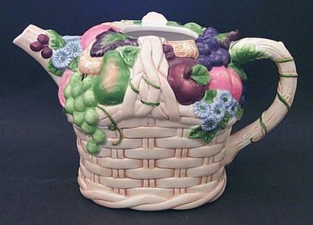 Windsor Figural Teapot No Lid