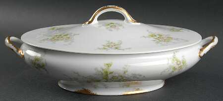 CHF428 Oval Covered Vegetable