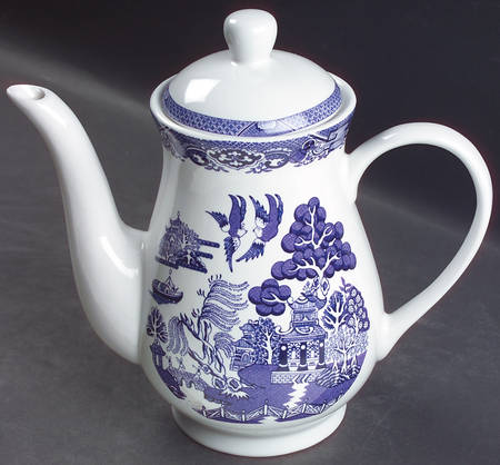 Blue Willow Coffee Pot & Lid