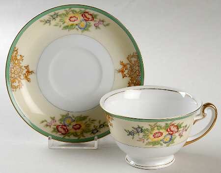 CEB51 Footed Cup & Saucer Set