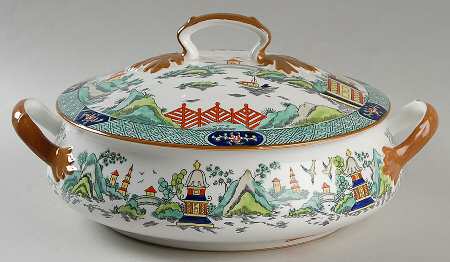 Ye Olde Willow Round Covered Vegetable