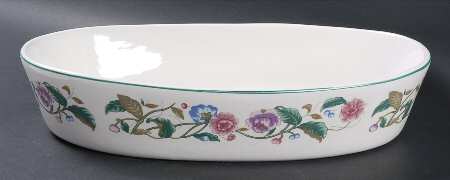 Castlegarden Collection 12'' Oval Baker