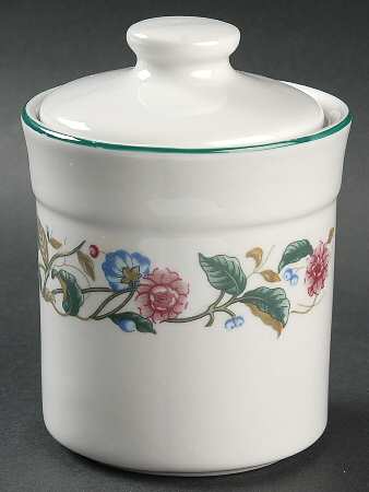 Castlegarden Collection Small Canister & Lid