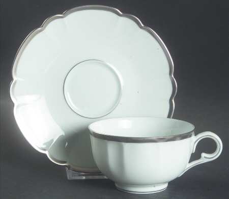 Colette Platinum Flat Cup & Saucer Set