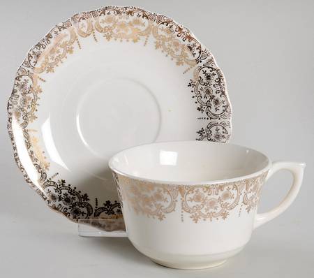 Goldette Flat Cup & Saucer Set