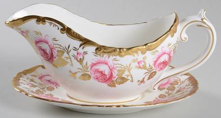 10218 Gravy Boat & Underplate