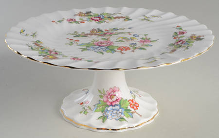 Pagoda 9" Diameter Pedestal Cake Stand