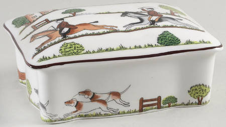 Hunting Scene Cigarette Box & Lid