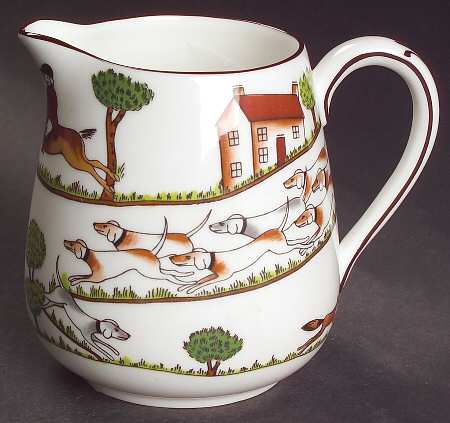 Hunting Scene Creamer