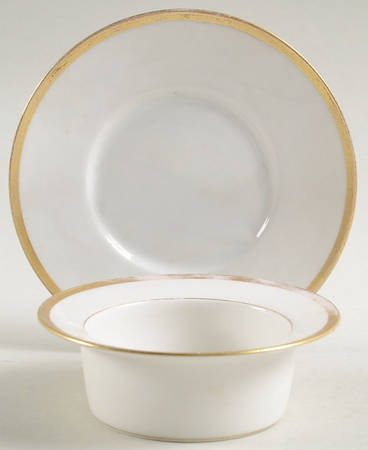 CHU42 Ramekin & Saucer Set