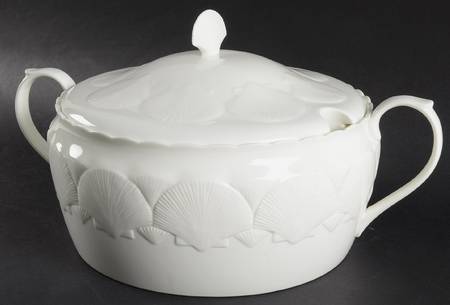 Oceanside Tureen &  Lid