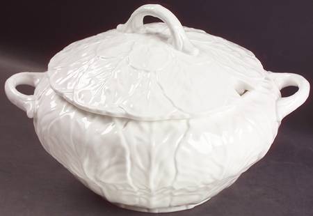 Countryware Tureen &  Lid