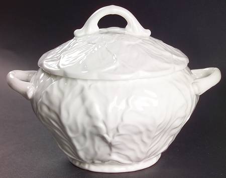 Countryware Sauce Boat & Lid