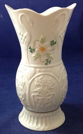 Limited Edition Giftware Limerick Lace Vase