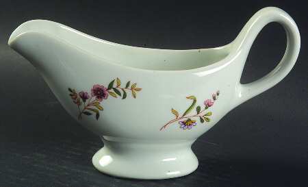 Versailles (Smooth) Open Sauce Boat