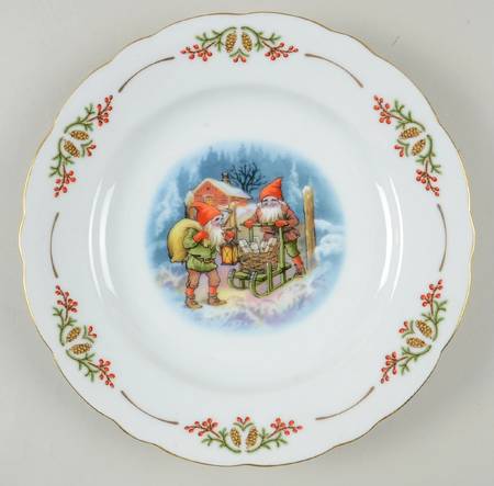 Old Fashioned Christmas Luncheon Plate