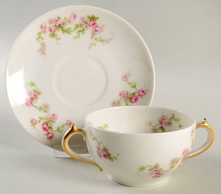 CHF536 Flat Bouillon Cup & Saucer