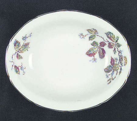 C135 9" Oval Vegetable Bowl