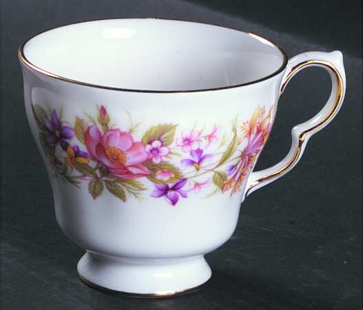 Wayside Footed Cup