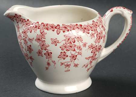 Early English Ivy Pink (No Ribs, Smooth) Creamer