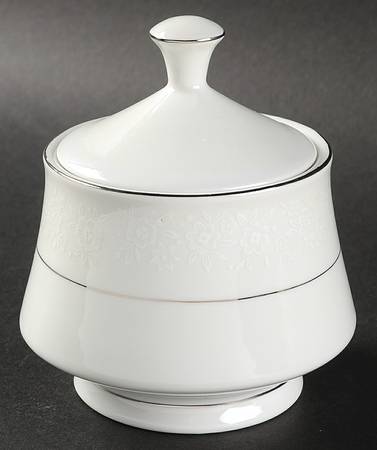 CHP18 Sugar Bowl & Lid