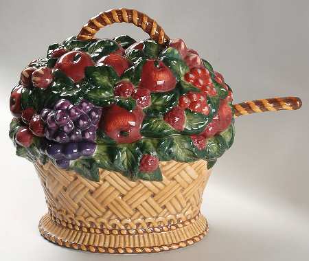 Fruit Garland Tureen & Lid w/Ladle