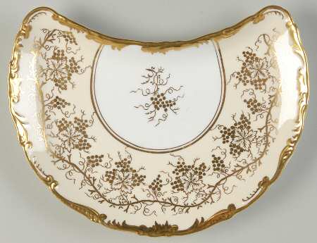 King's Plate Crescent Salad Plate