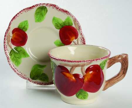 Apple Flat Cup & Saucer Set