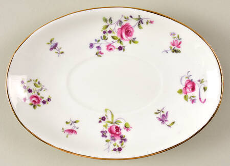 English Rosebud (Smooth Edge) Underplate for Gravy Boat