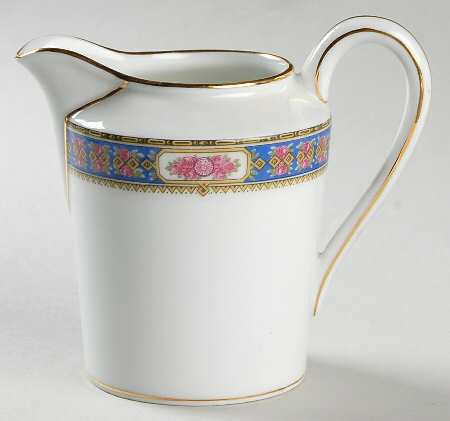 CHF695 Creamer