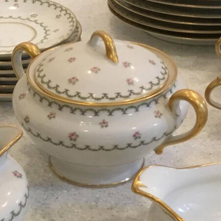 CHF715 Sugar Bowl & Lid