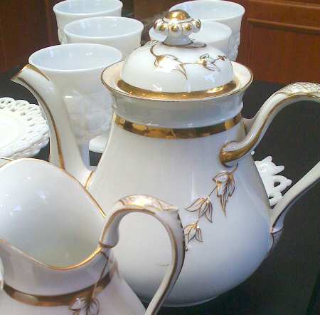 CHF720 Teapot & Lid by Charles Field Haviland