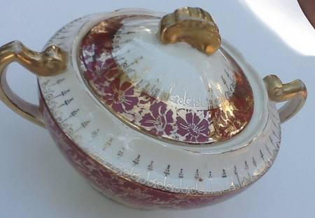 CRO199 Sugar Bowl & Lid by Crooksville