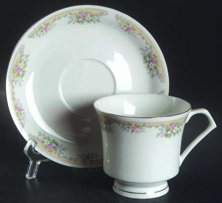 HAG5 Footed Cup & Saucer Set