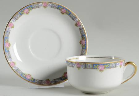 4274 1-2 Flat Cup & Saucer Set