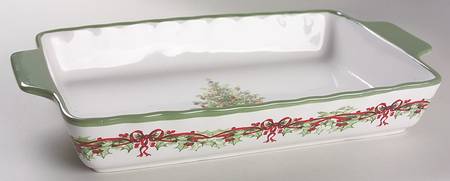 Holiday Celebrations (Green Trim) 15" Lasagna