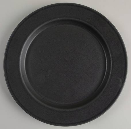 Kohl Salad Plate by Calvin Klein