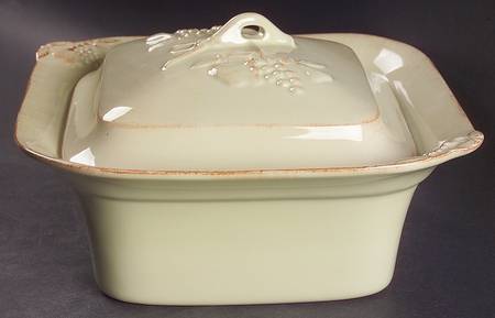 Madeira Harvest (Sage Green) 2 Quart Square Casserole with Ceramic Lid