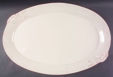 Madeira Harvest (Vanilla Creme) 21" Oval Serving Platter