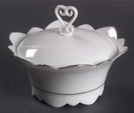 Samoa Platinum (Platinum Trim and Verge) Sugar Bowl & Lid
