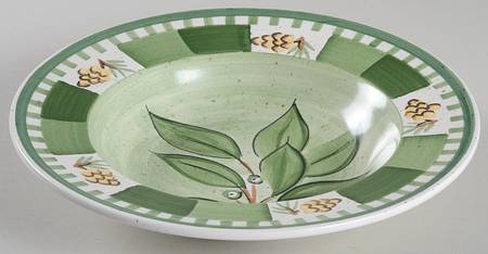 Hollyberry Large Rim Soup Bowl