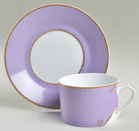 Follement (Gold Trim) Flat Cup & Saucer Set