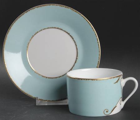 Follement (Gold Trim) Flat Cup & Saucer Set