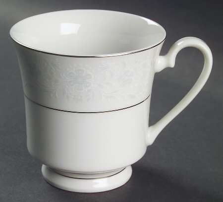 Queens Lace Footed Cup